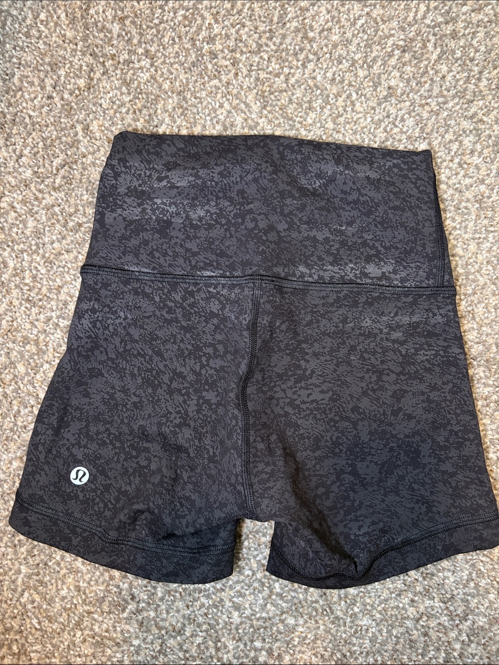 lululemon Wunder Train high-rise short 4”